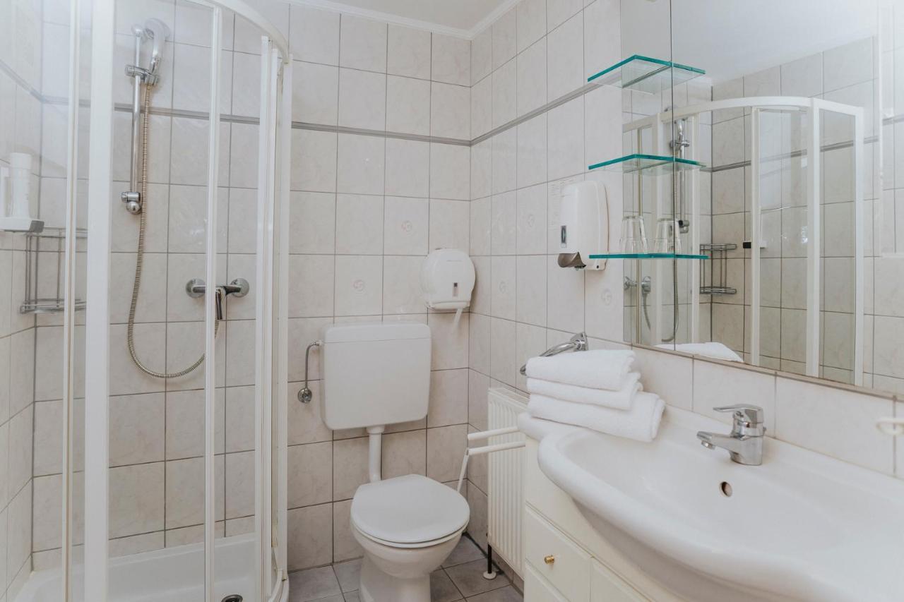 Prebl Hotel Friesacherhof מראה חיצוני תמונה