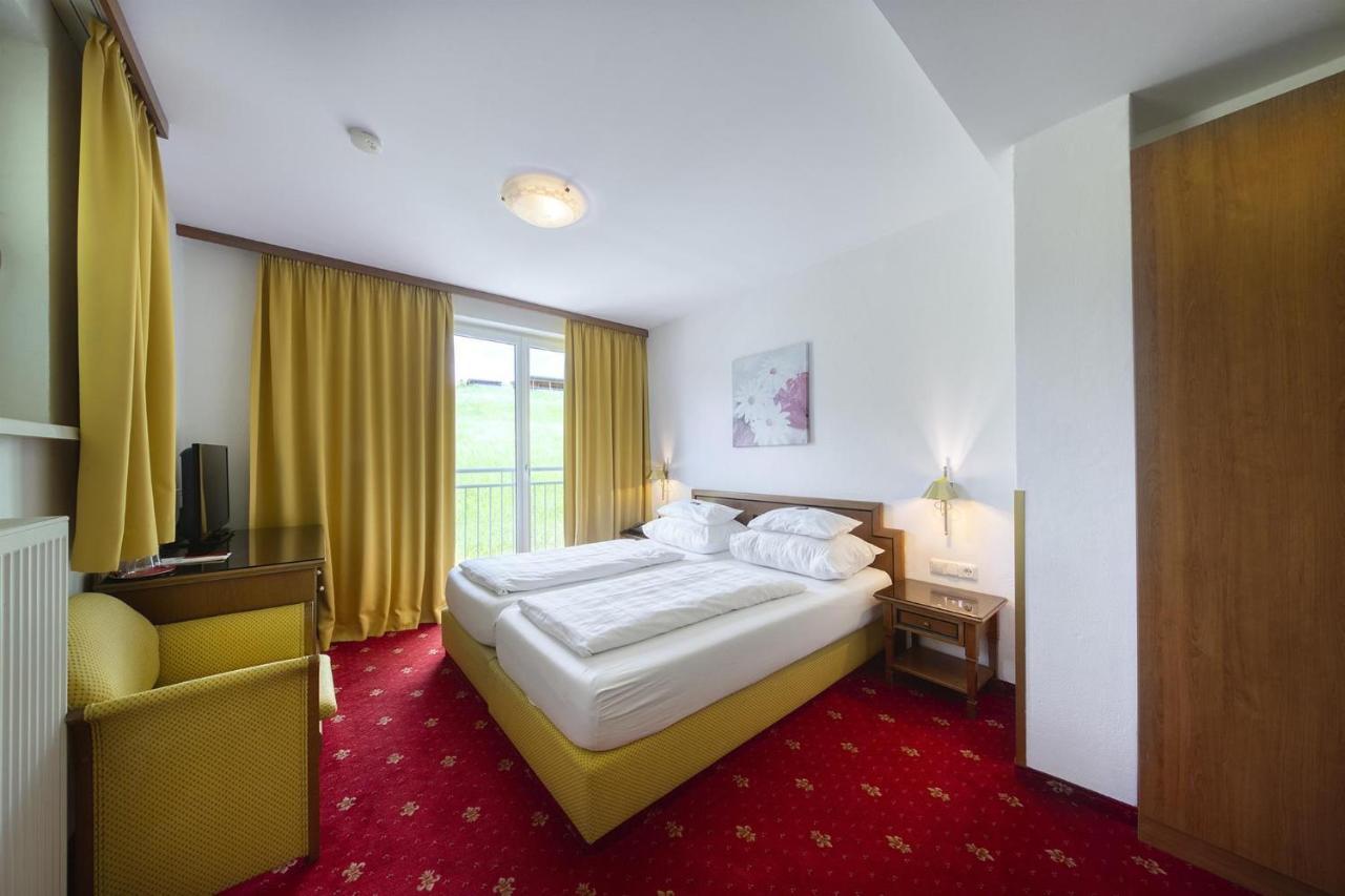 Prebl Hotel Friesacherhof מראה חיצוני תמונה